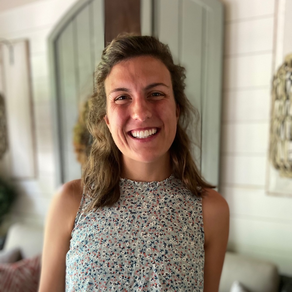Meet your Posher, Elise